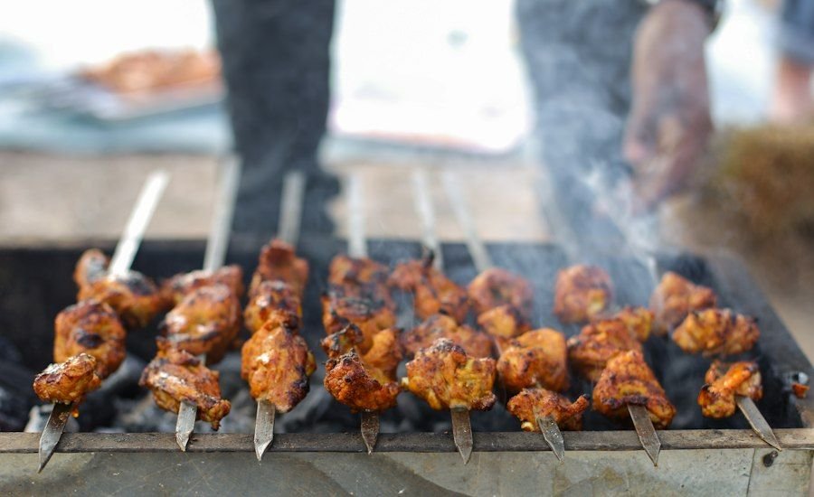 Zaiqa restaurant — signature dishes and warm dining ambience